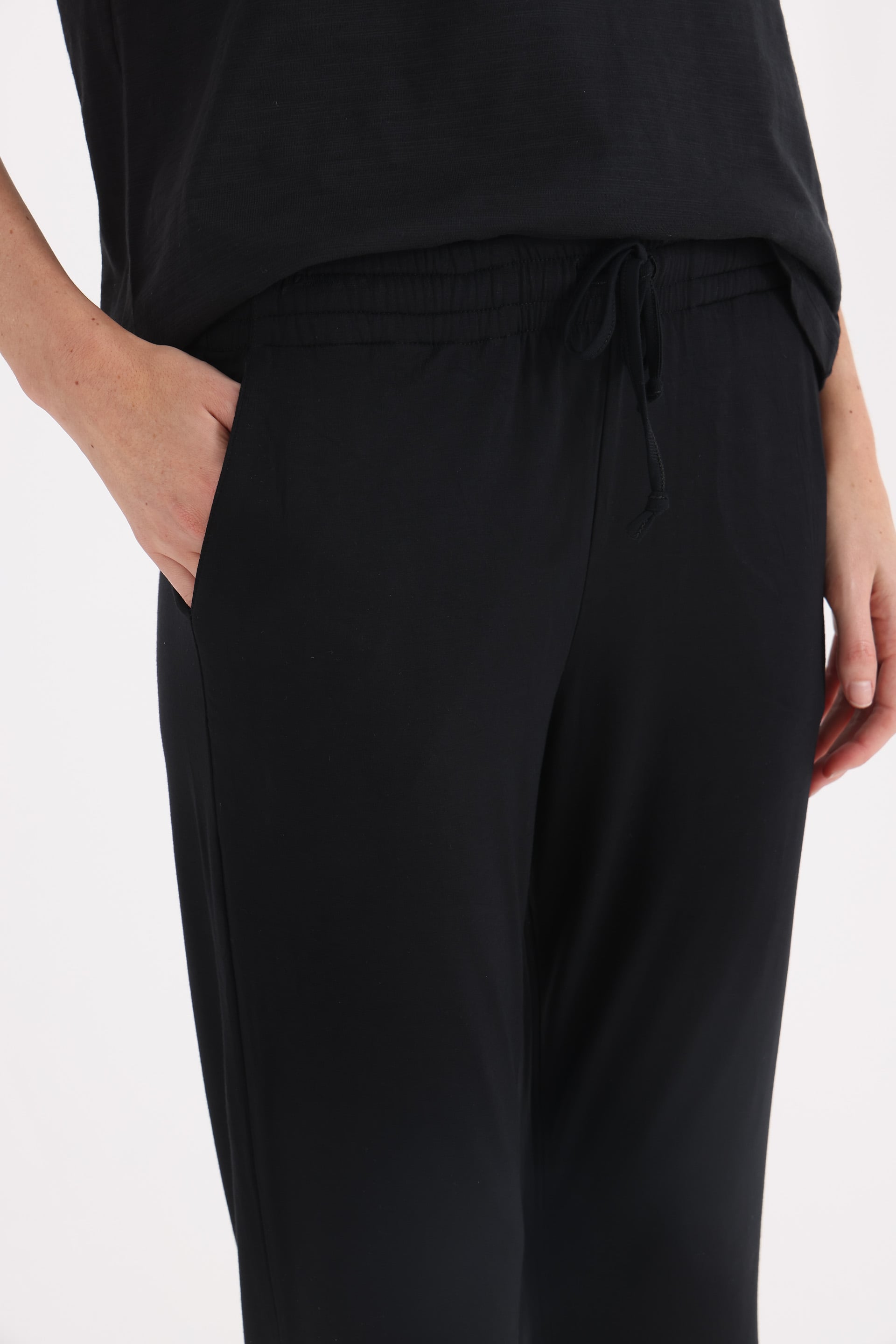 PANTALON NEGRO