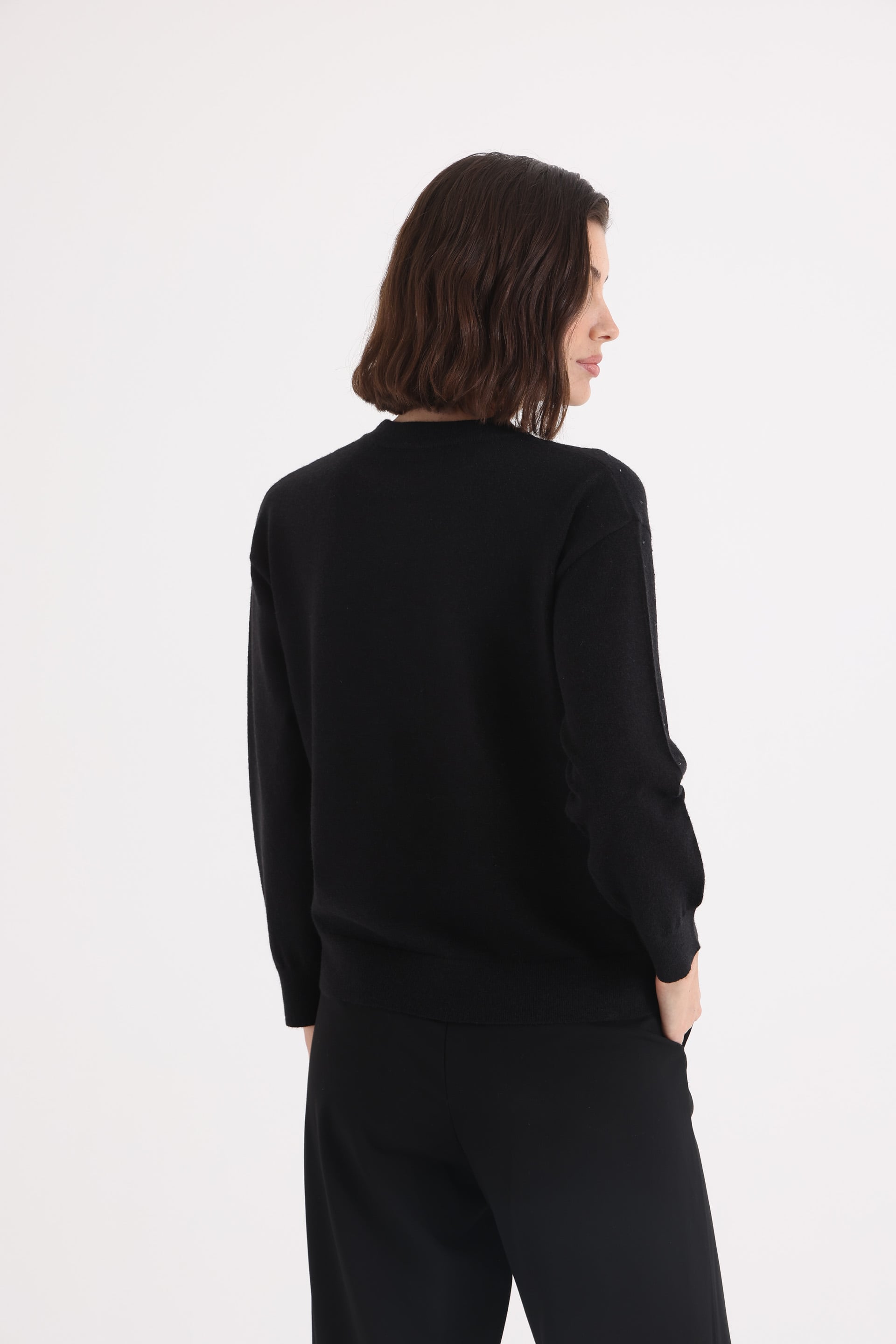 SWEATER-TEJIDO-CUELLO-REDONDO-NOELIA-NEGRO-0800379102