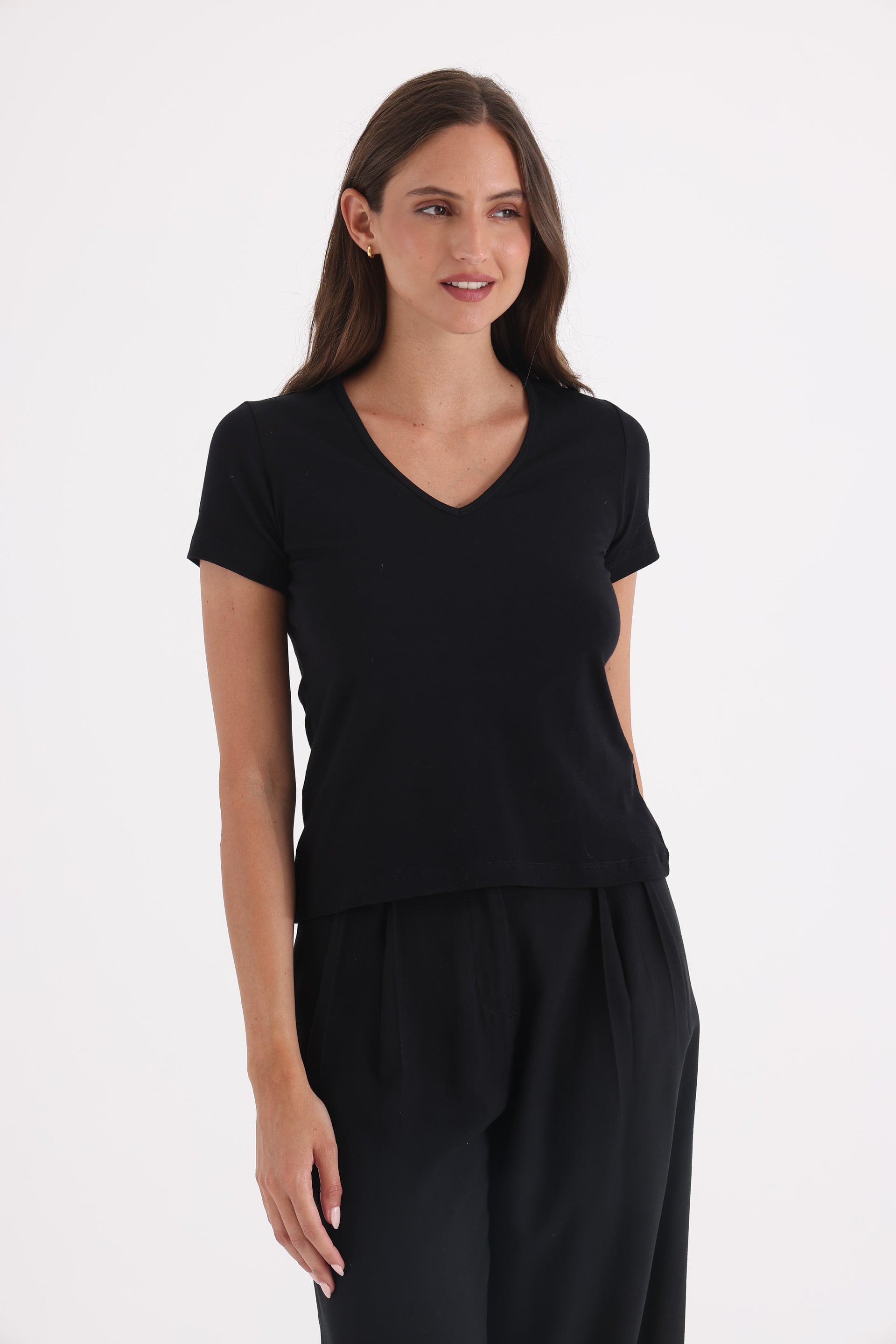 REMERA NEGRO