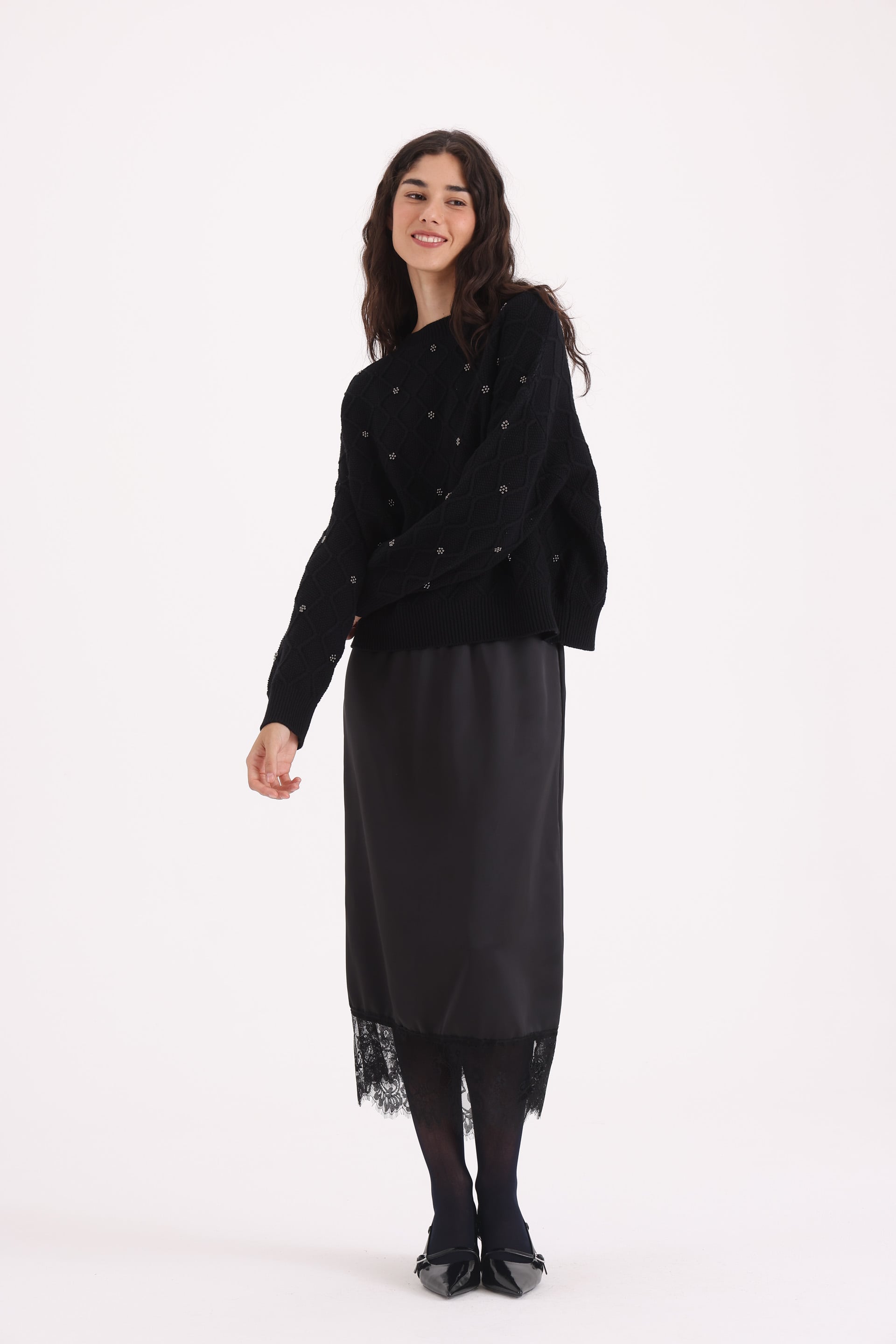 SWEATER-TEJIDO-APLIQUES-MALENA-NEGRO-2900244102