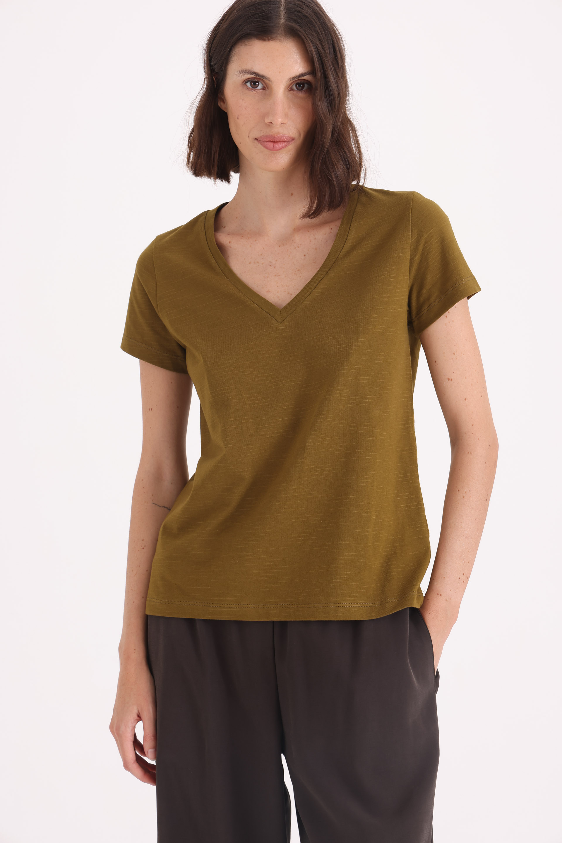 REMERA-MANGA-CORTA-MARION-ESC-V--VERDE MUSGO-24014691VM