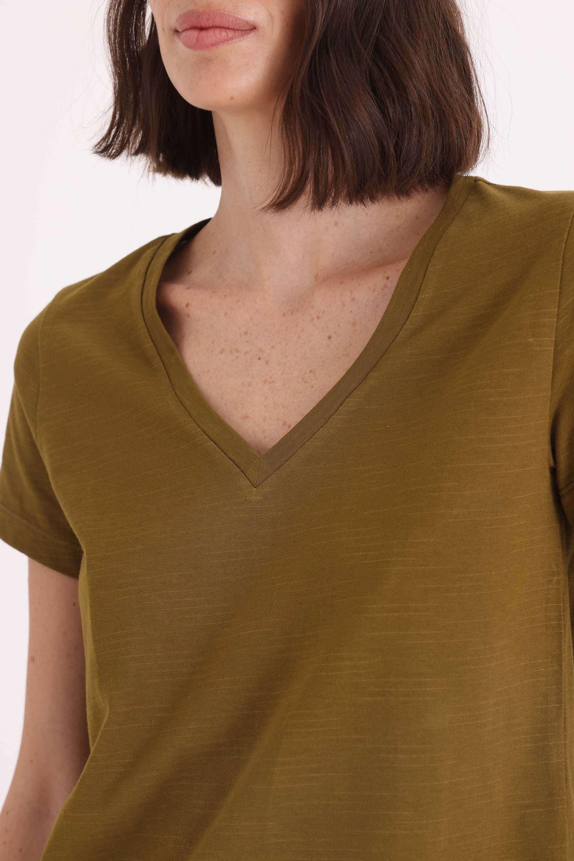 REMERA-MANGA-CORTA-MARION-ESC-V--VERDE MUSGO-24014691VM
