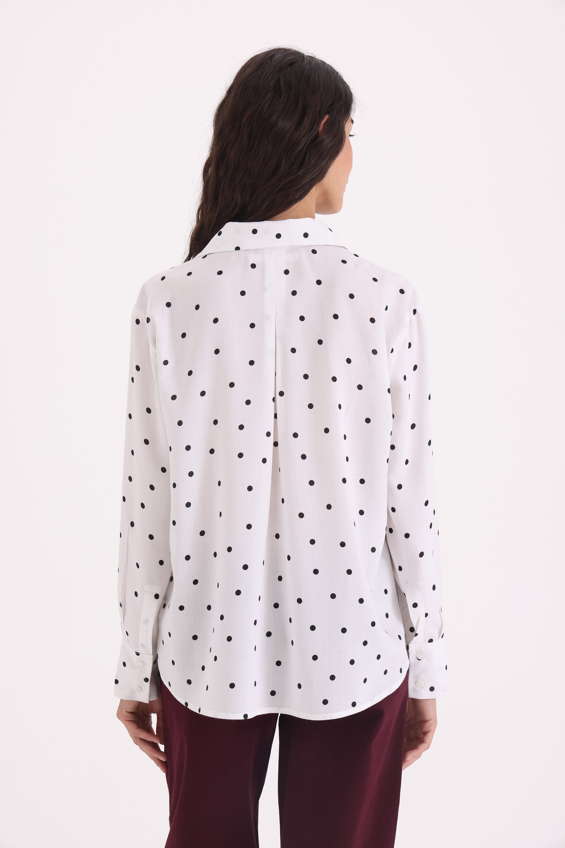 CAMISA MANGA LARGA LUNARES